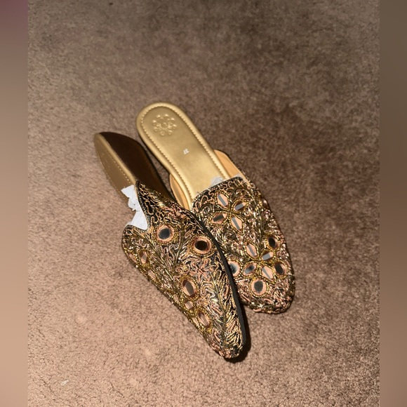 Low heel mules with embroidered mirror design and intricate shimmer detailing - Picture 5 of 6